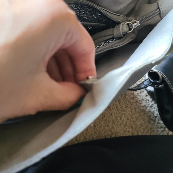 Madden NYC Gray Purse - Picture 4 of 5